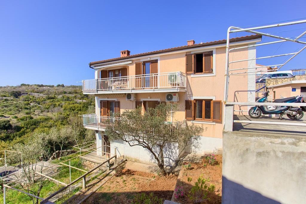 Nadija Studio Apartmani Krk Town Luaran gambar