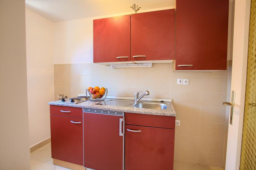 Nadija Studio Apartmani Krk Town Luaran gambar