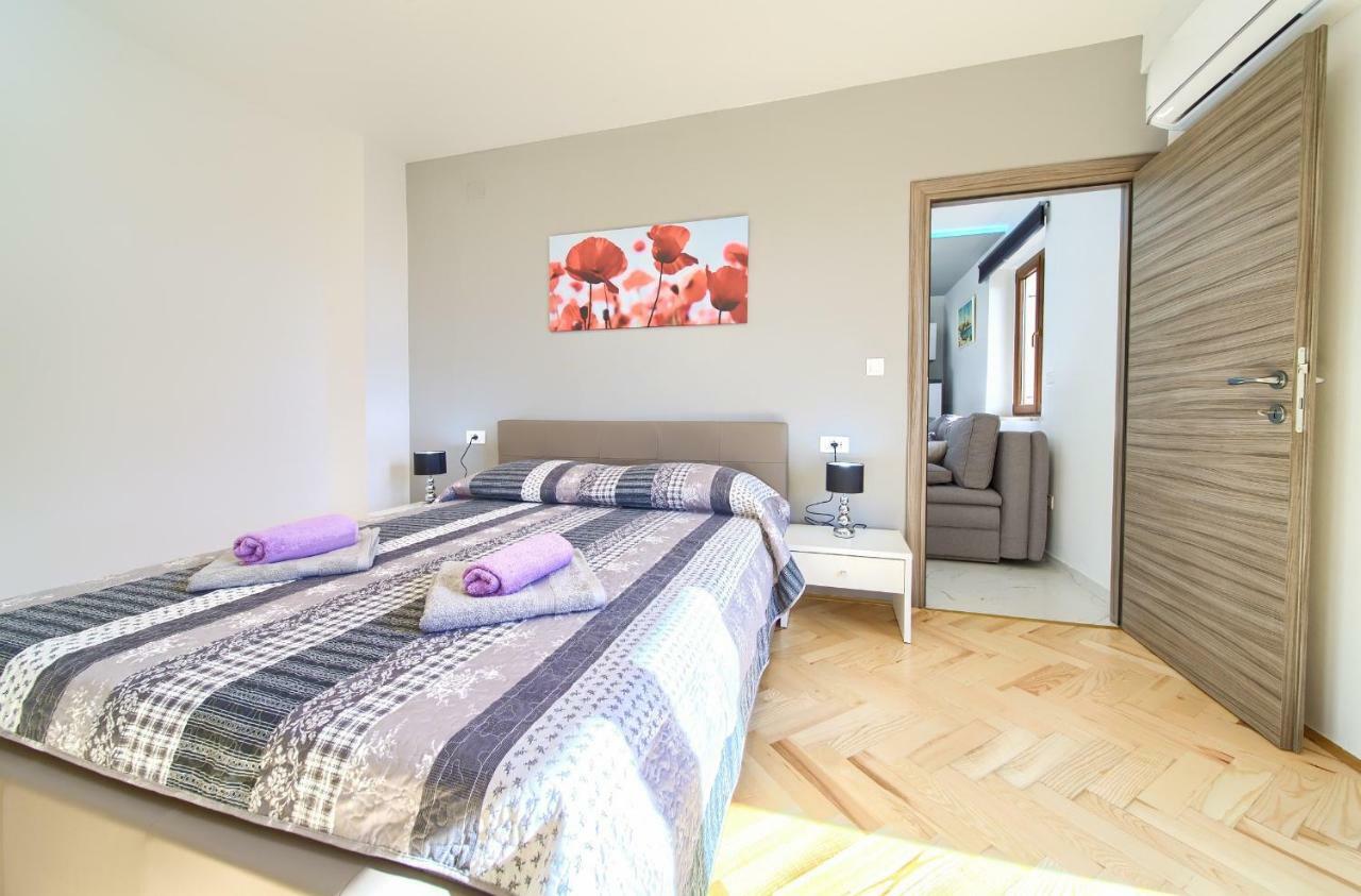 Nadija Studio Apartmani Krk Town Luaran gambar
